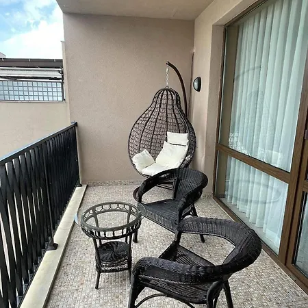 Z-apartment *